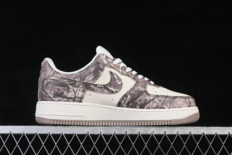 All categories Nk Air Force 1 Air Force series Nk Air Force 1 Low Air Force low-top Nike Air Force 1'07 Low Three-party joint deadwood Xunqiu Air Force 1 low-top casual sneakers DF0188-125